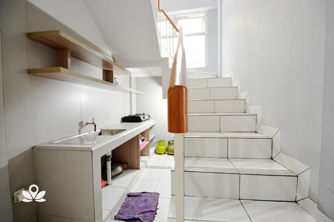 Zen Rooms Karet Pedurenan Jakarta Ngoại thất bức ảnh